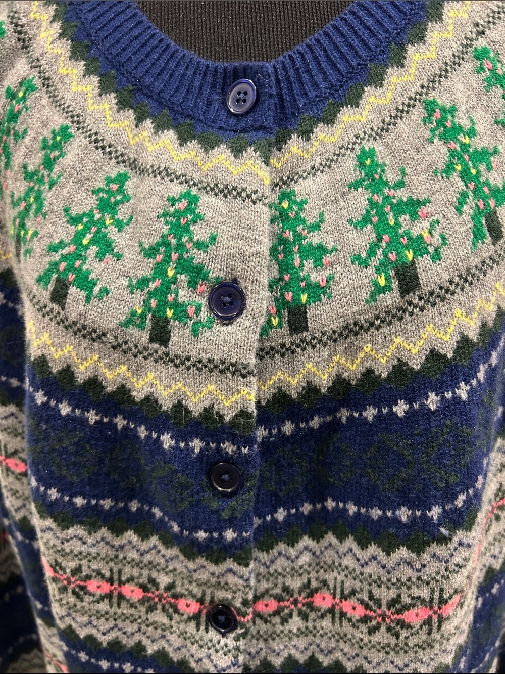 Talbots -Cardigan - Picture 6 of 9